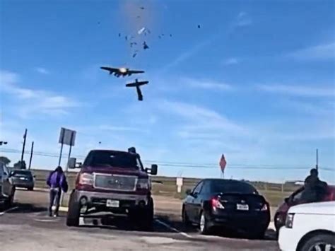 6 people die in crash at military airshow at Dallas Executive Airport - CultureMap Dallas