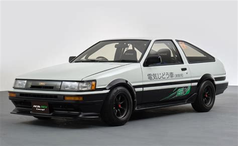 Toyota Corolla AE86 se presentó en Tokio en un 'restomod' eléctrico y a ...