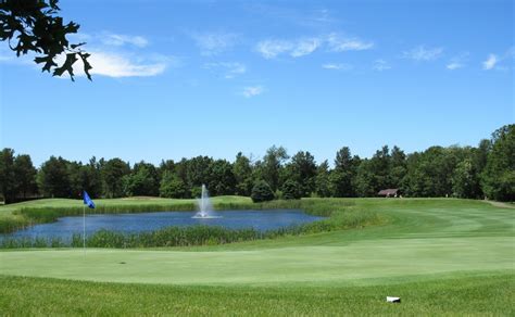 Lake Arrowhead Golf Course Gallery - Wisconsin Golf Trips