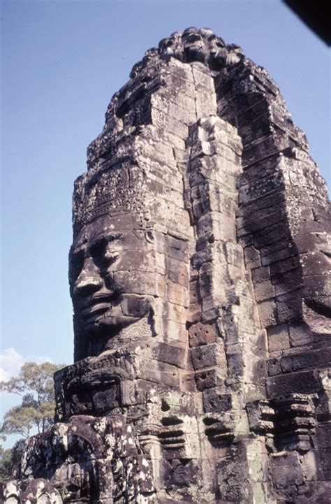 Bayon. Face tower. State temple of Jayavarman VII | openEQUELLA