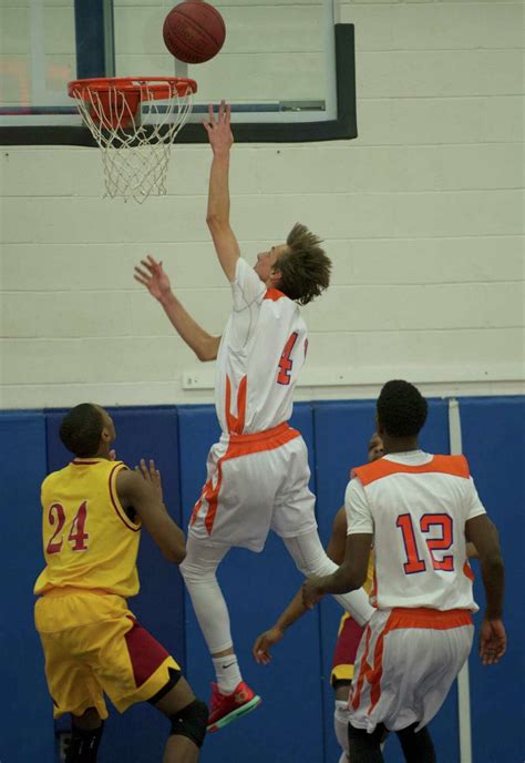 Danbury boys basketball stumbles in fourth quarter