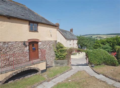 Photos of Freedom, Ashcombe, Nr Dawlish, South Devon., South West England