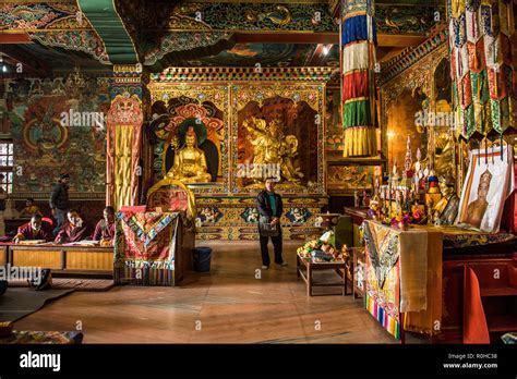 Buddhist stupa with a buddha inside hi-res stock photography and images - Alamy