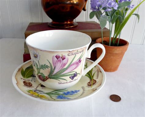 Roy Kirkham Breakfast Size Cup And Saucer Botanical Floral Bouquet Flo – Antiques And Teacups