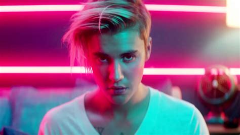 Justin Bieber Drops his What Do You Mean Music Video | Preview.ph