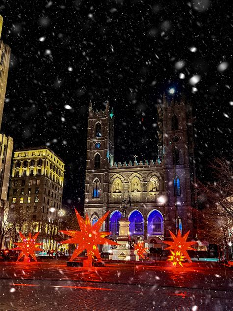 The Ultimate Self Guided Tour of Old Montreal’s Best Christmas Lights ...