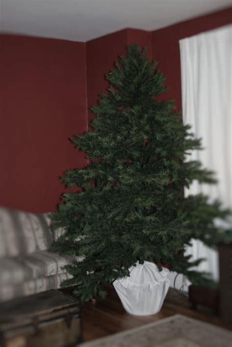 Christmas Tree Stand Cover - DIY Show Off ™ - DIY Decorating and Home Improvement BlogDIY Show ...