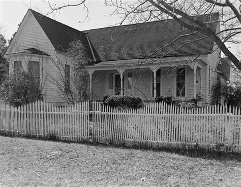 [Old "Fox Tatum" House] - The Portal to Texas History