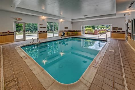 SpringHill Suites New Bern Indoor Pool #GuestRoom, #hotels, #visiting, | Springhill, Suites ...