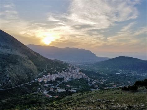 View from the mountains of Torretta, Sicily, [4032x3024] [OC] : r/EarthPorn