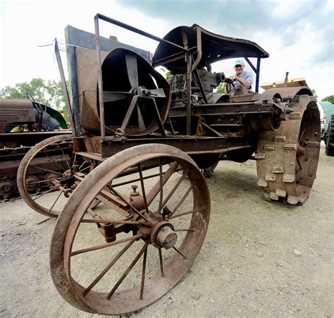 Province’s largest antique tractor collection went to auction | Farmtario