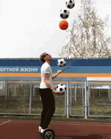 Juggle Juggling GIF - Juggle Juggling Soccer Ball - Discover & Share GIFs