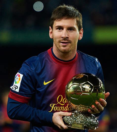 Lionel Messi offre un chèque d'un million après son 4e Ballon d'Or pour ...