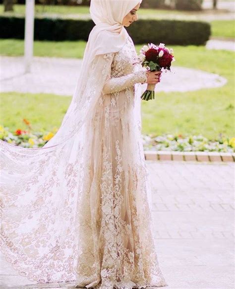 Wedding Dress Simple Hijab