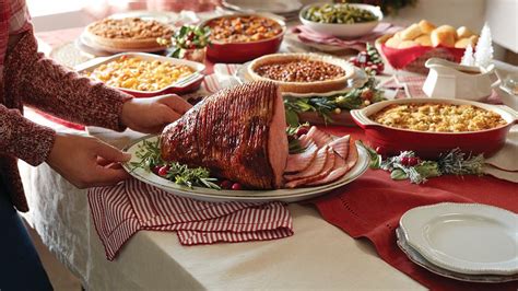 Cracker Barrel’s holiday menu aims to cater to gatherings of all sizes | Fox Business