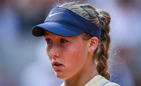 Chi è Mirra Andreeva, avversaria di Paolini al Roland Garros 2024