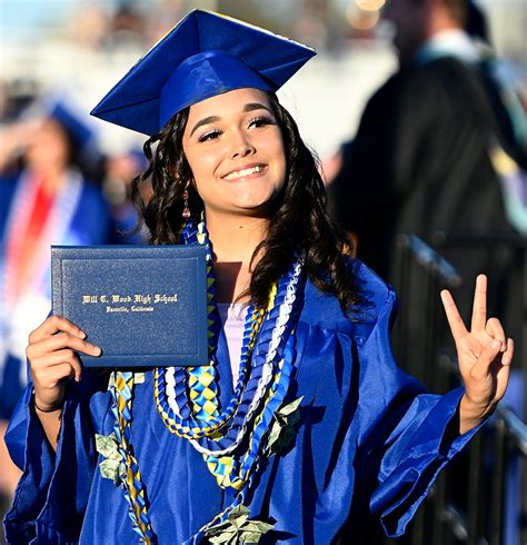 Will C. Wood High School graduation highlights resilience – The Vacaville Reporter