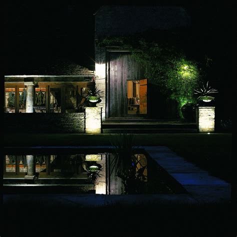 Lighting design by John Cullen Lighting | Exterior lighting, Garden ...