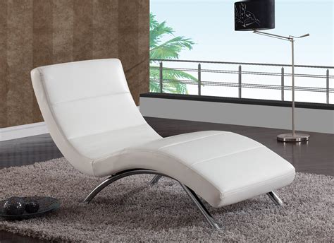 820 Leather Upholstery Modern Chaise Lounge by Global Furniture ...