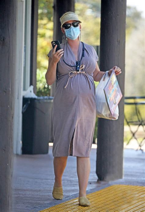 Katy Perry - Shows her baby bump in Santa Barbara - California-29 | GotCeleb