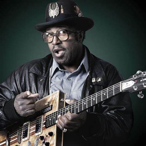 Bo Diddley – GUITARSOPEDIA