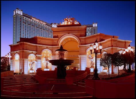 Monte Carlo Resort & Casino, Las Vegas, NV. | Las vegas hotels, Las vegas resorts, Las vegas flights