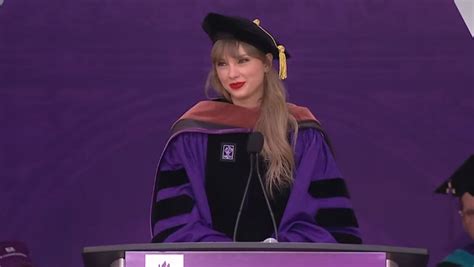 Taylor Swift Was Feeling '22 Delivering These Words Of Wisdom During NYU Commencement Speech ...