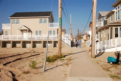 Breezy Point Residents Choose to Remain and Rebuild - Curbed NY