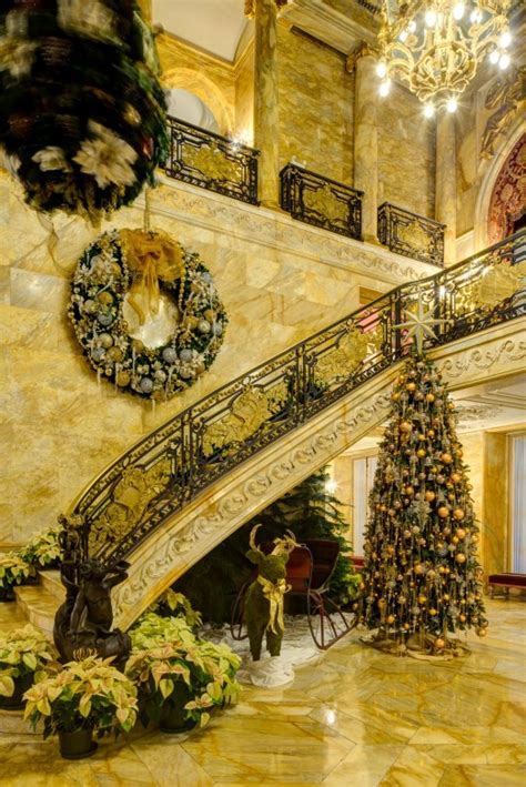 Christmas at the Newport Mansions - New England Today