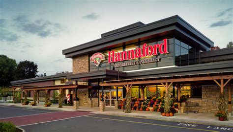 Hannaford Supermarket & Pharmacy (Hannaford Bros. Co., LLC) – COM 125 ...