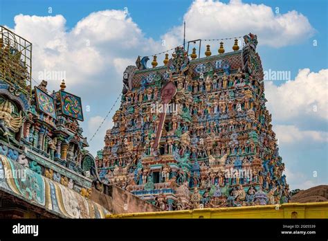 Thirupparankunram Murugan Temple, near Madurai, Tamil Nadu, India Stock ...