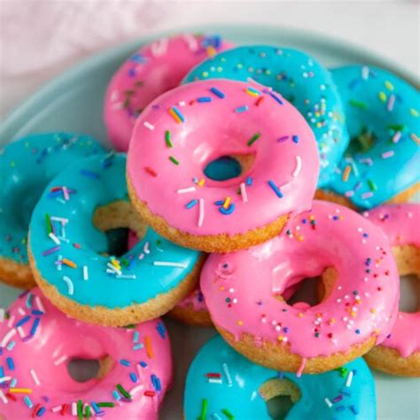 Classic Baked Donut Recipe With Colorful Glaze With Colorful Glaze – Sugar Geek Show