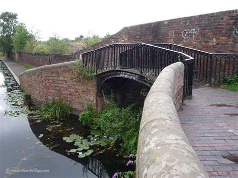 Stourbridge Canal arm photo gallery