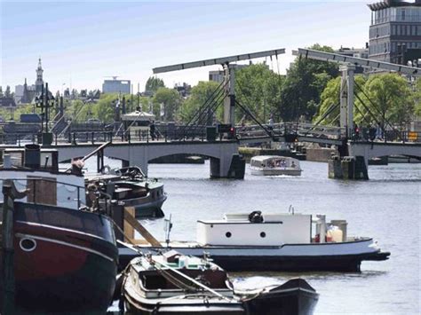 Ibis Styles Amsterdam Central Station - Compare Deals