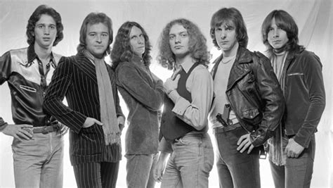 The remarkable comeback of Foreigner's Mick Jones - CBS News