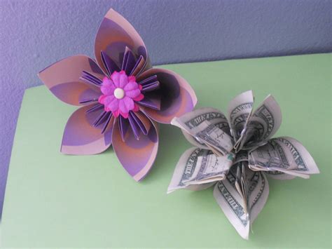 How to Make a Money Origami Kusudama Flower