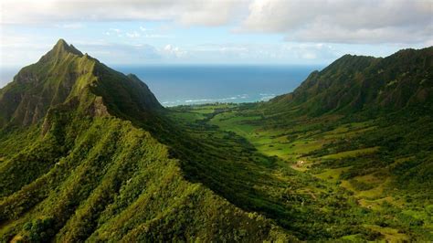 Green valley | Hawaii landscape, Oahu, Mountain landscape