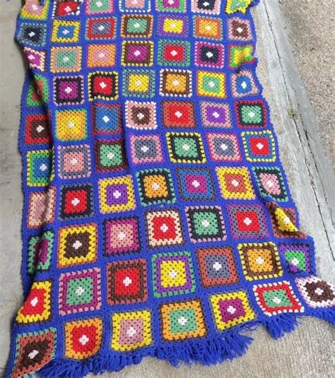 VTG HANDMADE GRANNY Square Crochet Afghan Retro Roseanne Blanket Throw ...
