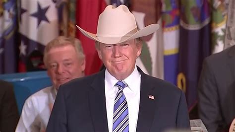 Stetson Gives Texas-Made Cowboy Hat to President Trump – NBC 5 Dallas ...