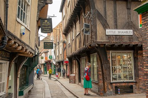 The Biggest and Prettiest Medieval Towns in England