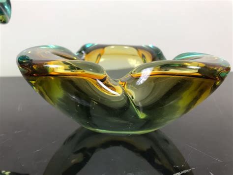 Matching Pair Of Murano Art Glass Bowls Hand Made In Italy