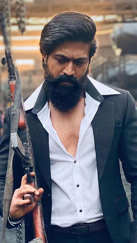 KGF Superstar Yash Aka Rocky Bhai's Sexiest Beard Looks