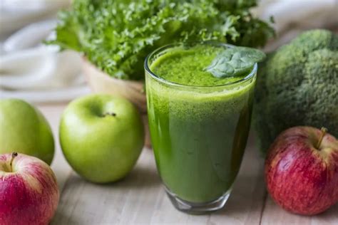 Detoxing can include multiple steps. Here are five benefits of detox drinks