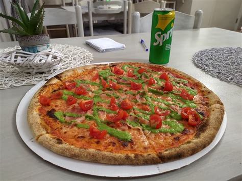 FAMILY PIZZA, Olbia - Updated 2024 Restaurant Reviews, Photos & Restaurant Reviews - Food ...