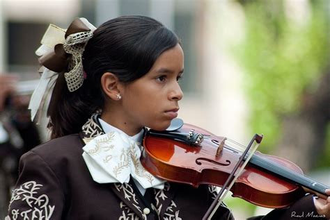 Mariachi | Mariachi, Violin, Music instruments