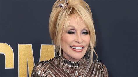 Dolly Parton reveals secret to 56-year marriage with husband Carl ...