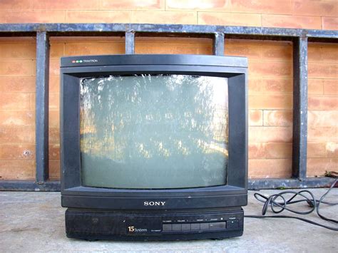 Obsolete Technology Tellye !: SONY KV-1484MT YEAR 1990.