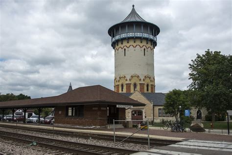 Encyclopedia of Forlorn Places | Riverside Illinois