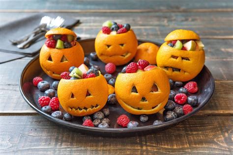 8 Healthy Halloween Treats For Kids | HelloFresh