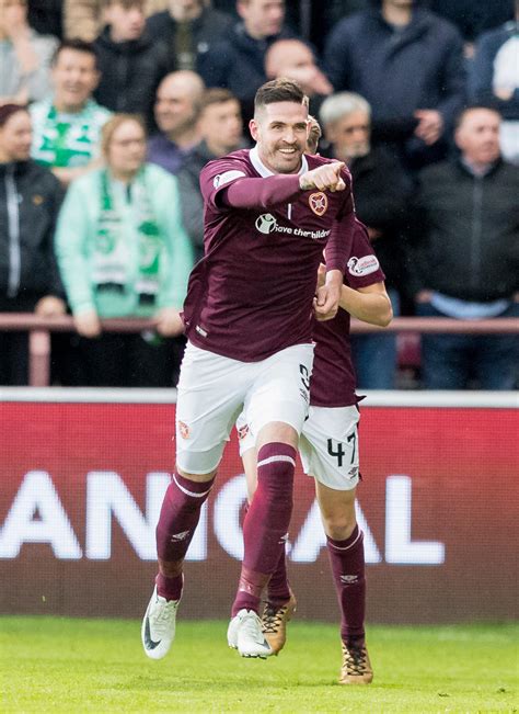 Ex-Rangers star Kyle Lafferty admits return to Hearts would be 'ideal ...